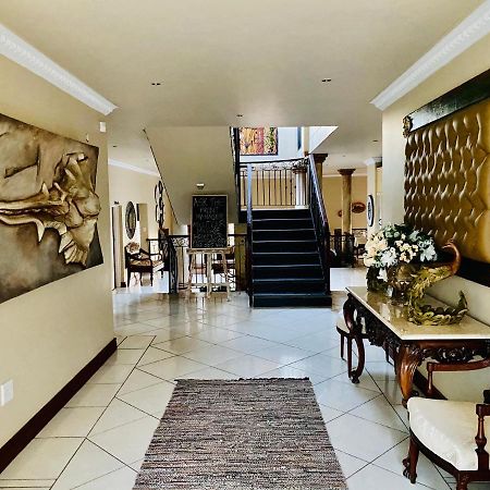 Re-Union Vacations Hotel Hartbeespoort Bagian luar foto