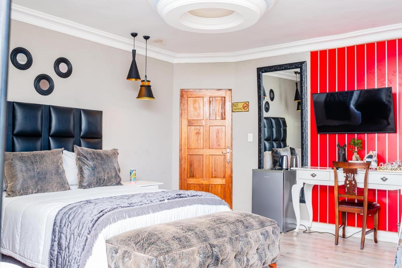 Re-Union Vacations Hotel Hartbeespoort Bagian luar foto