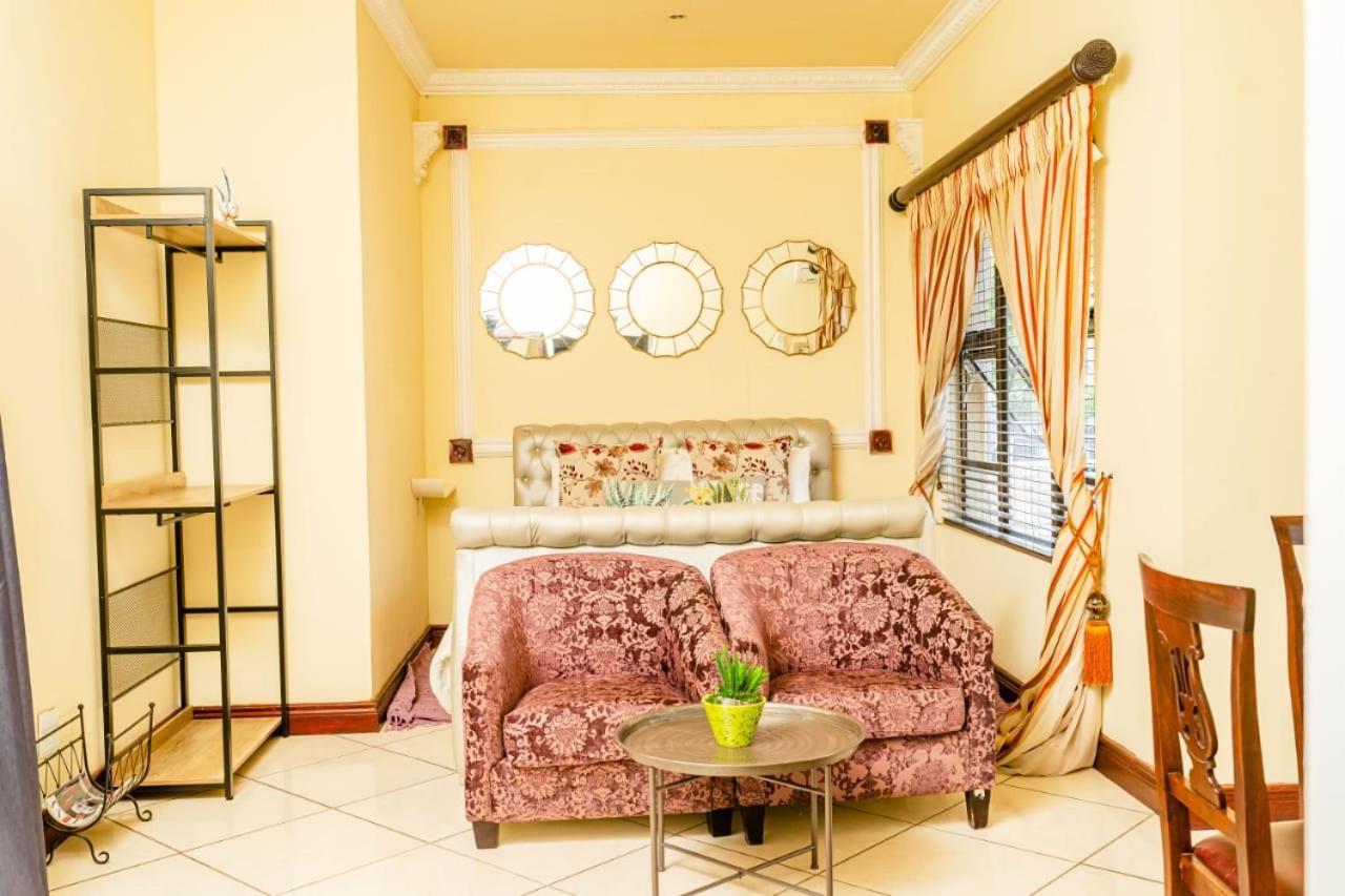 Re-Union Vacations Hotel Hartbeespoort Bagian luar foto