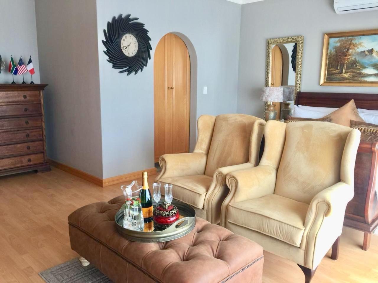 Re-Union Vacations Hotel Hartbeespoort Bagian luar foto